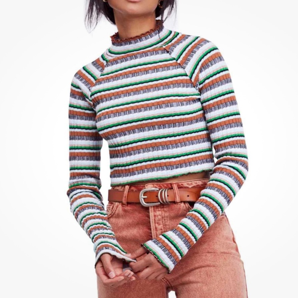 SOLD‼️ Free People Sweater